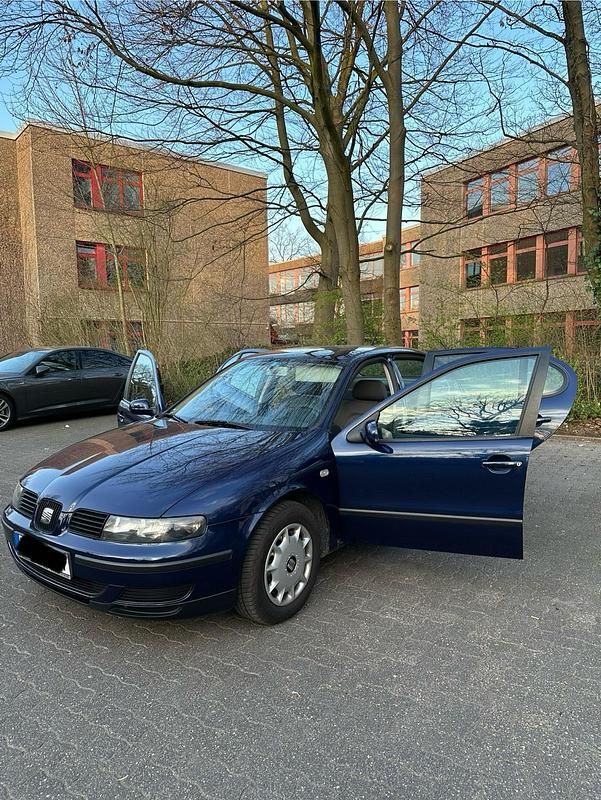 Gebraucht Seat Toledo 100 PS (73 kW) 2000 Blau Limousine
