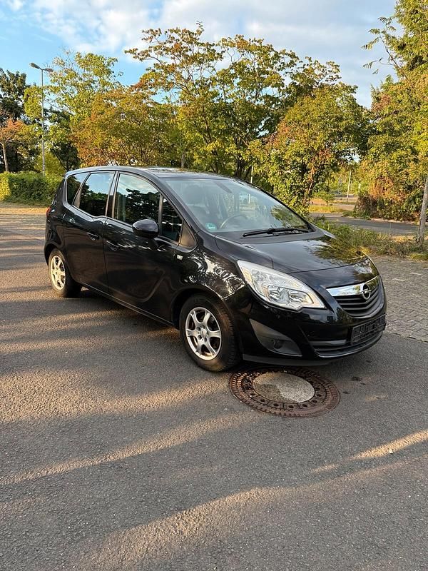 Schwarz Gebraucht 2011 Opel Meriva Van / Kleinbus | 4.650 € (Fairer Preis) - Bild 1/4