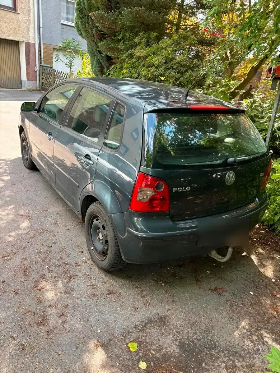 Gebraucht VW Polo 100 PS (73 kW) 2004 Grau Kleinwagen
