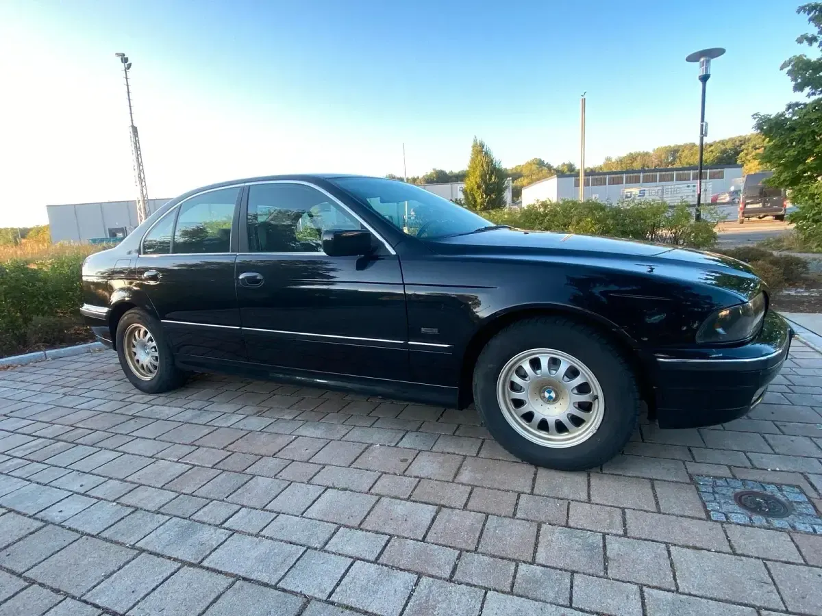 Gebraucht BMW 528 193 PS (141 kW) 1998 Schwarz Limousine
