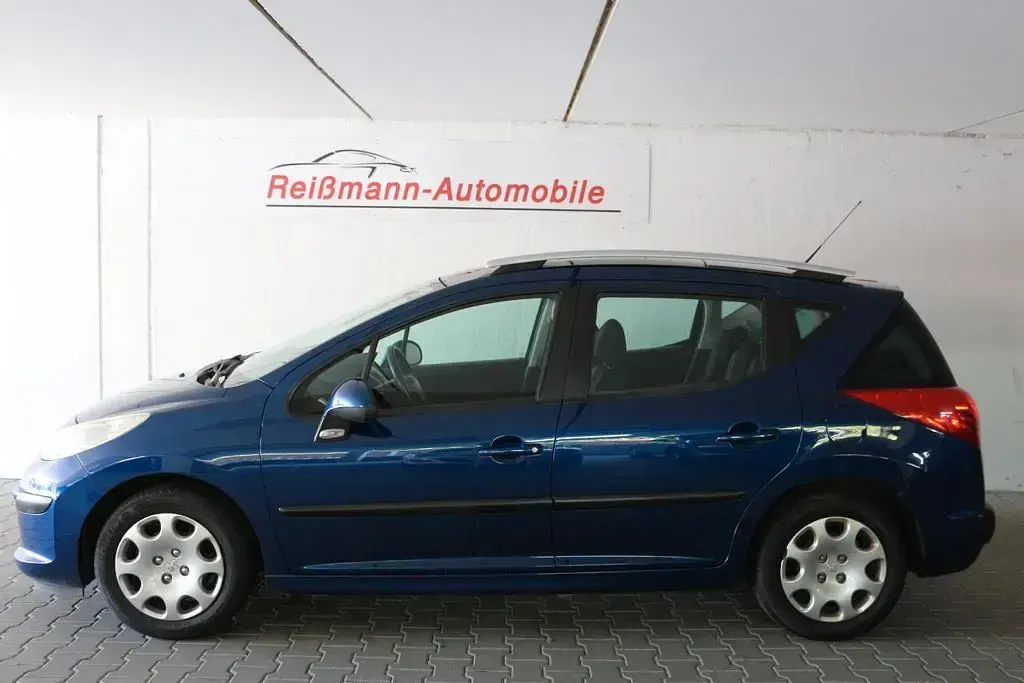 Gebraucht Peugeot 207 Tendance 95 PS (69 kW) 2007 Blau Kombi