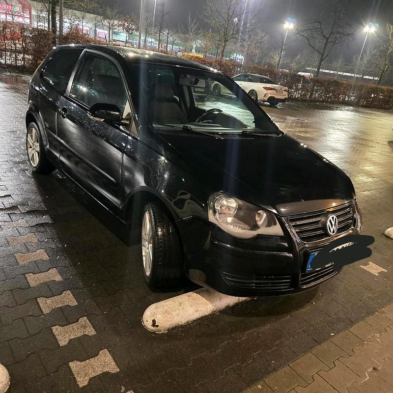 Gebraucht VW Polo 60 PS (44 kW) 2009 Schwarz Kleinwagen