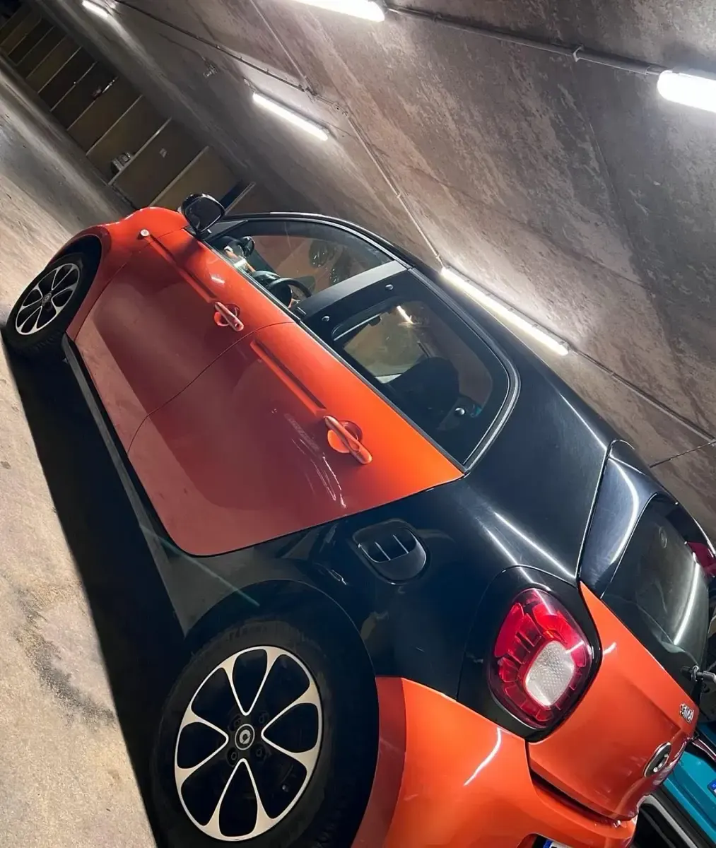 Gebraucht Smart ForFour Passion 90 PS (66 kW) 2015 Orange Kleinwagen