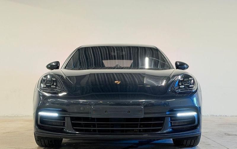 Gebraucht Porsche Panamera 4 Sport Turismo 462 PS (339 kW) 2018 Grau Limousine