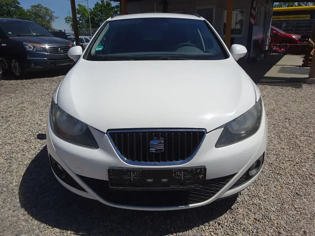 Gebraucht Seat Ibiza Reference 86 PS (63 kW) 2012 Weiß Limousine