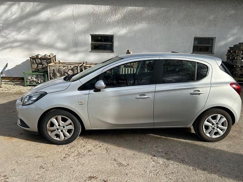 Gebraucht Opel Corsa Active 69 PS (50 kW) 2017 Schwarz Kleinwagen