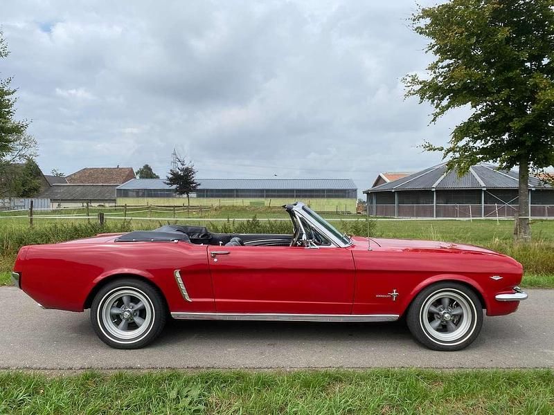 Gebraucht Ford Mustang GT 200 PS (147 kW) 1966 Rangoon red Cabrio