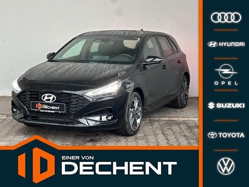 Gebraucht Hyundai i30 Advantage 101 PS (74 kW) 2024 Schwarz Kleinwagen