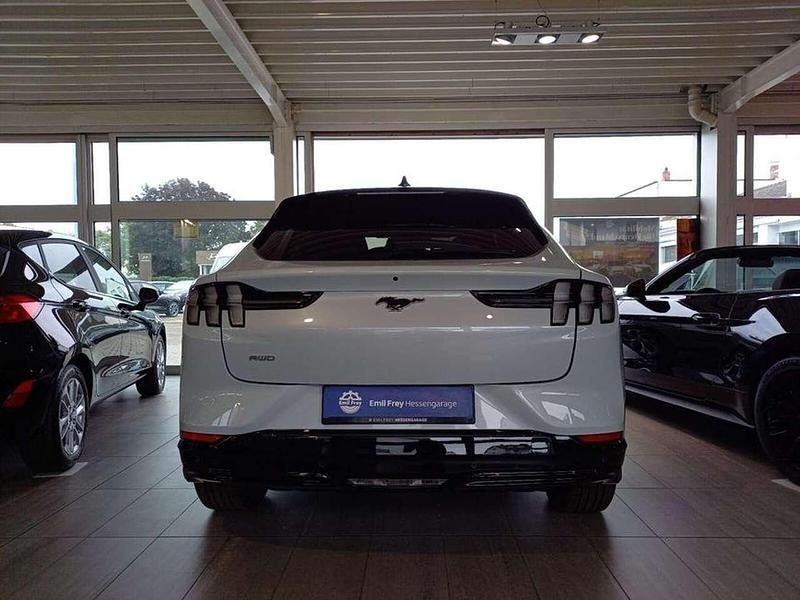 Gebraucht Ford Mustang Mach-E S 197 kW (269 PS) 2024 Weiß SUV