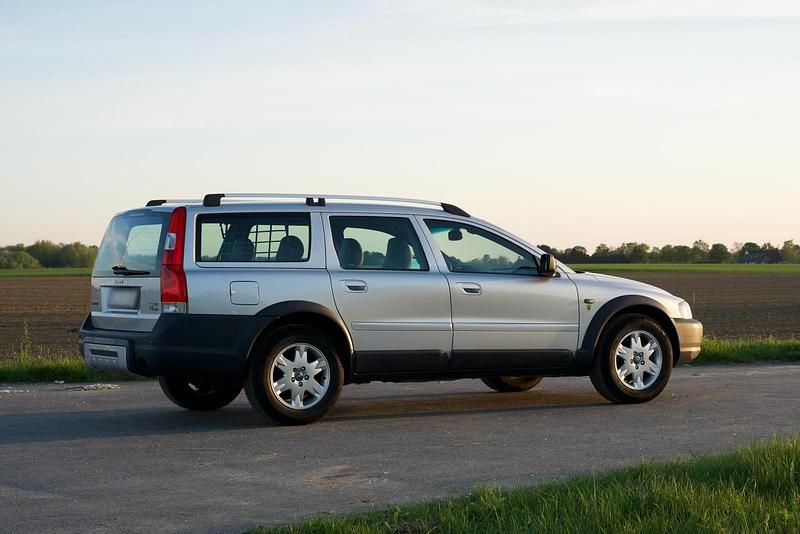 Gebraucht Volvo XC70 Summum 185 PS (136 kW) 2006 Grau Kombi
