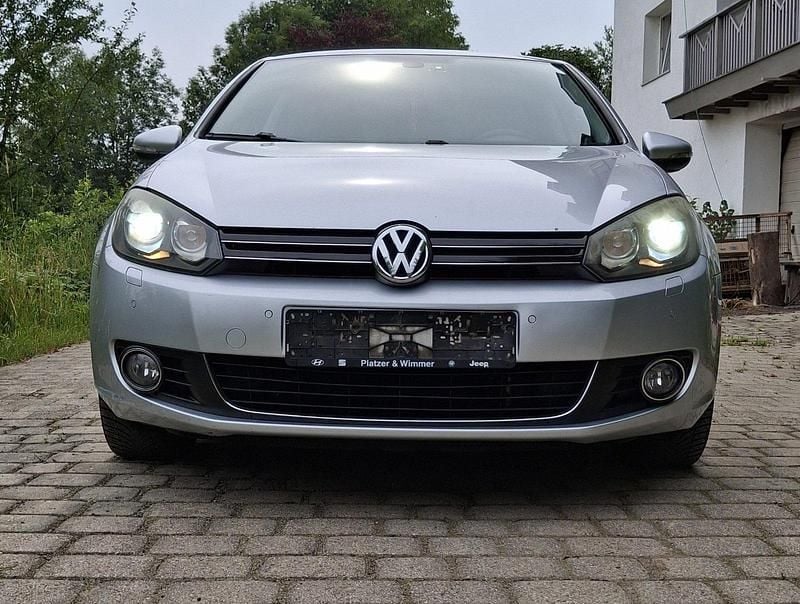 Silber Gebraucht 2009 VW Golf VI Highline Kleinwagen | 7.500 € (Fairer Preis) - Bild 1/4