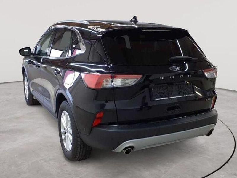 Gebraucht Ford Kuga Titanium 152 PS (111 kW) 2022 Agate black metallic SUV