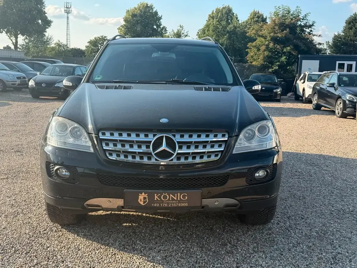 Gebraucht Mercedes ML320 224 PS (164 kW) 2006 Schwarz SUV