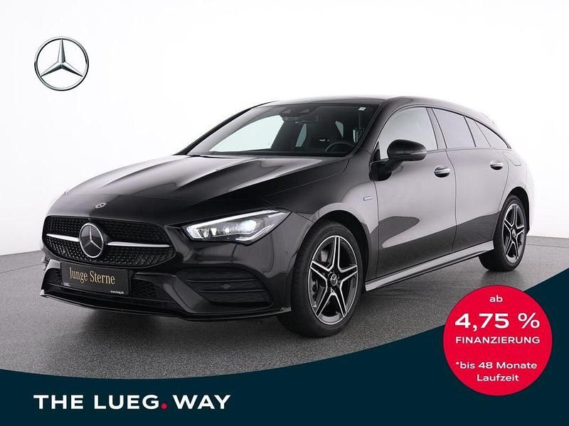 Schwarz Gebraucht 2020 Mercedes CLA250e Shooting Brake AMG Kombi | 29.785 € (Etwas zu teuer) - Bild 1/4
