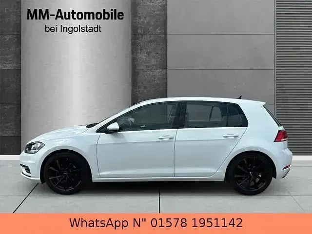 Gebraucht VW Golf VII Comfortline 125 PS (91 kW) 2018 Weiß Limousine