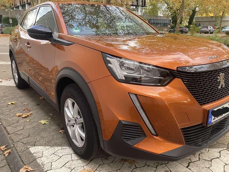 Gebraucht Peugeot 2008 101 PS (74 kW) 2022 Orange SUV