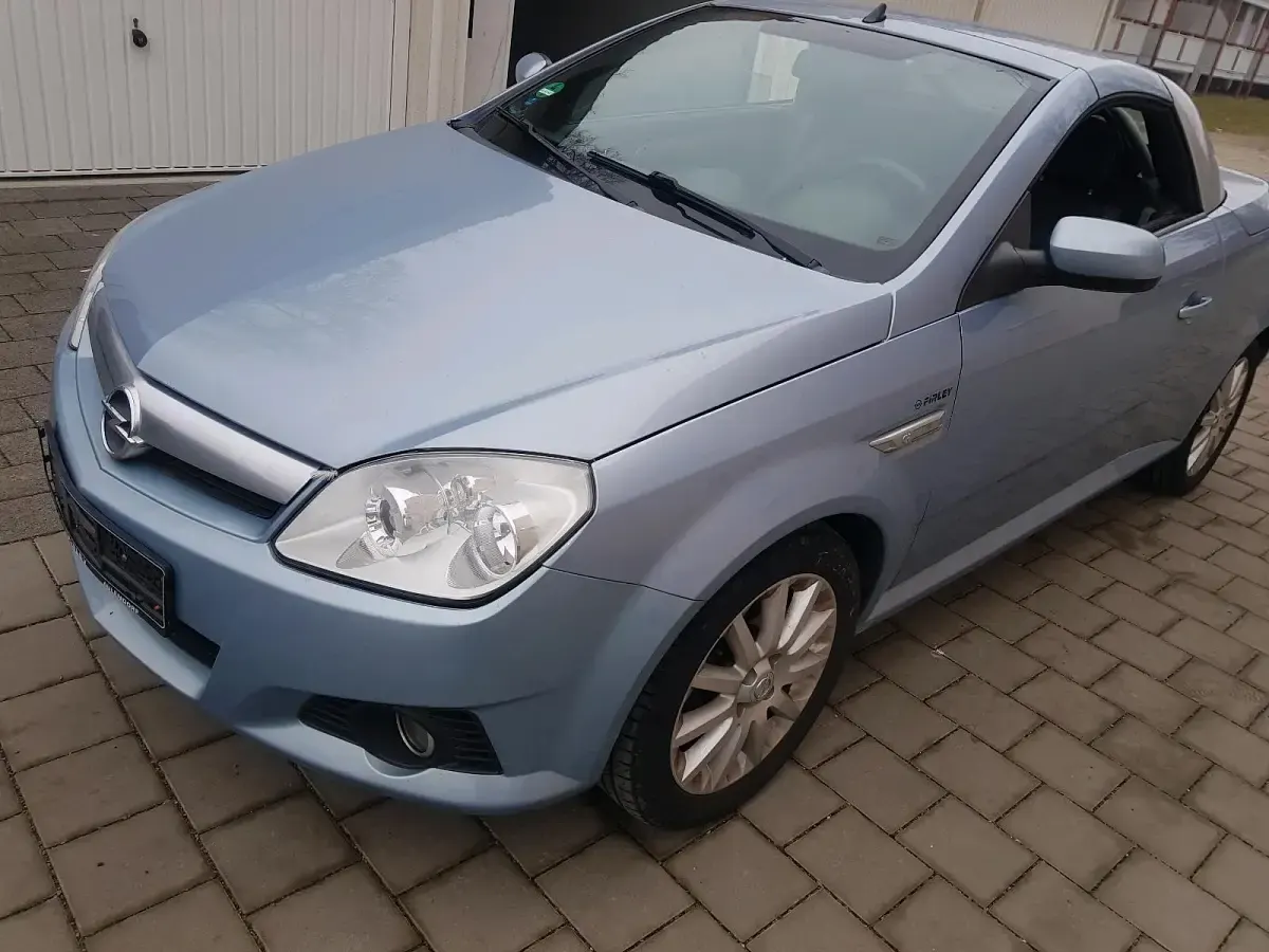 Gebraucht Opel Tigra 90 PS (66 kW) 2005 Blau Cabrio