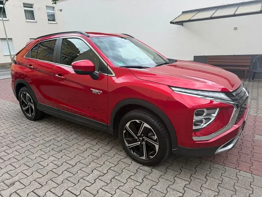 Gebraucht Mitsubishi Eclipse Cross Plus 98 PS (72 kW) 2021 Rot SUV