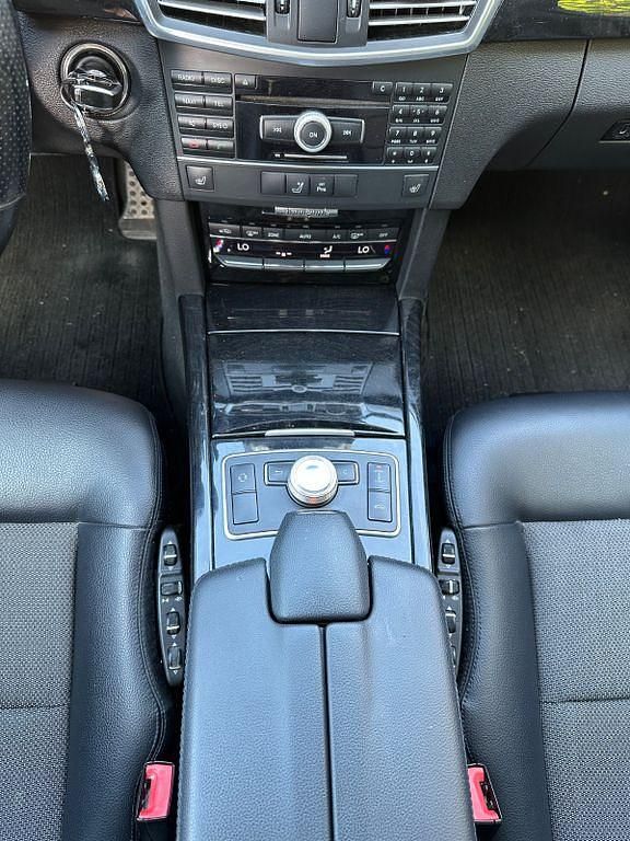 Gebraucht Mercedes E300 Avantgarde 231 PS (169 kW) 2011 Silber Limousine