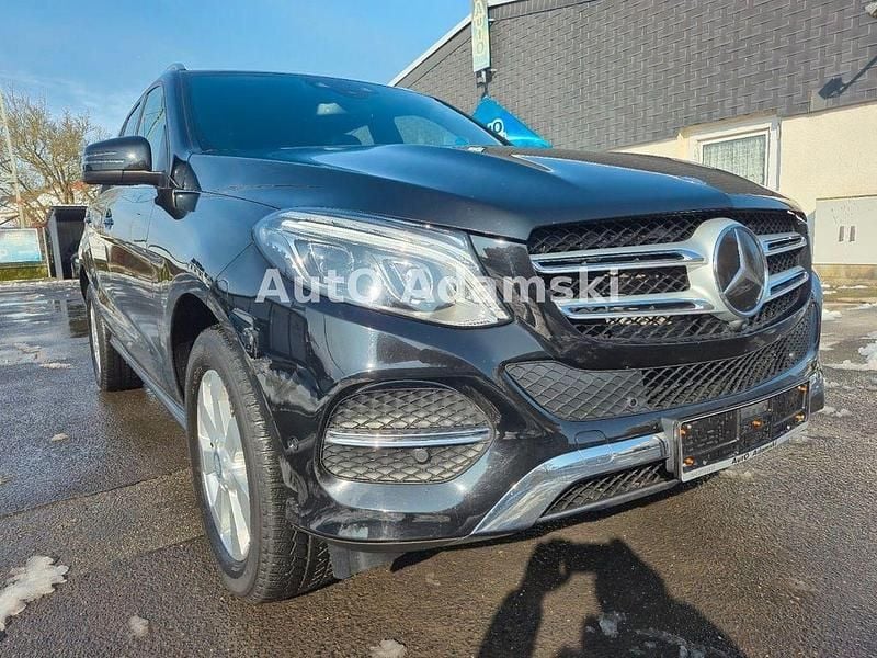 Gebraucht Mercedes GLE350 258 PS (189 kW) 2016 Schwarz SUV