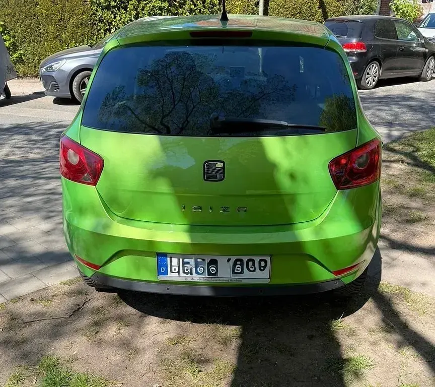 Gebraucht Seat Ibiza Style 69 PS (50 kW) 2013 Grün Limousine