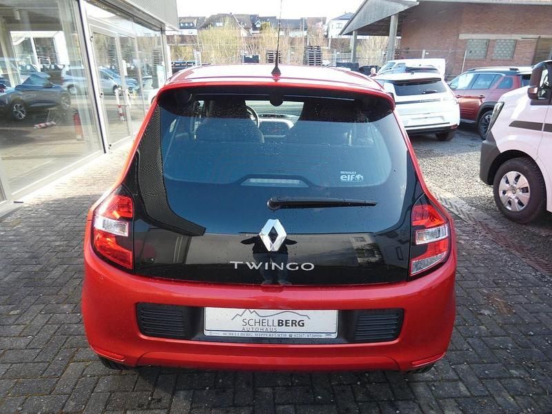 Gebraucht Renault Twingo Dynamique 71 PS (52 kW) 2015 Rot Kleinwagen