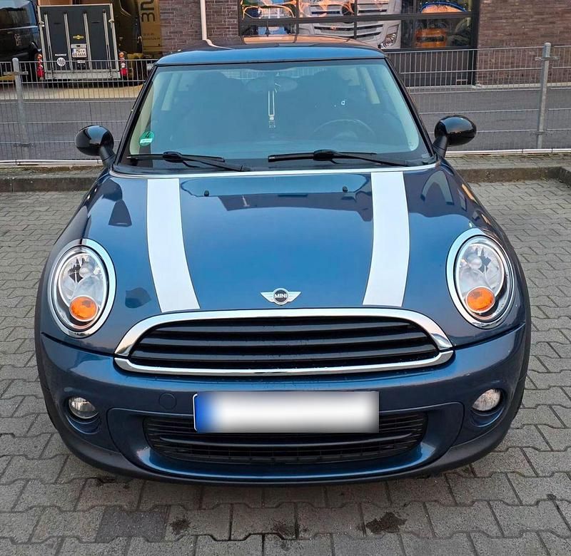 Gebraucht Mini ONE 98 PS (72 kW) 2011 Violet Kleinwagen