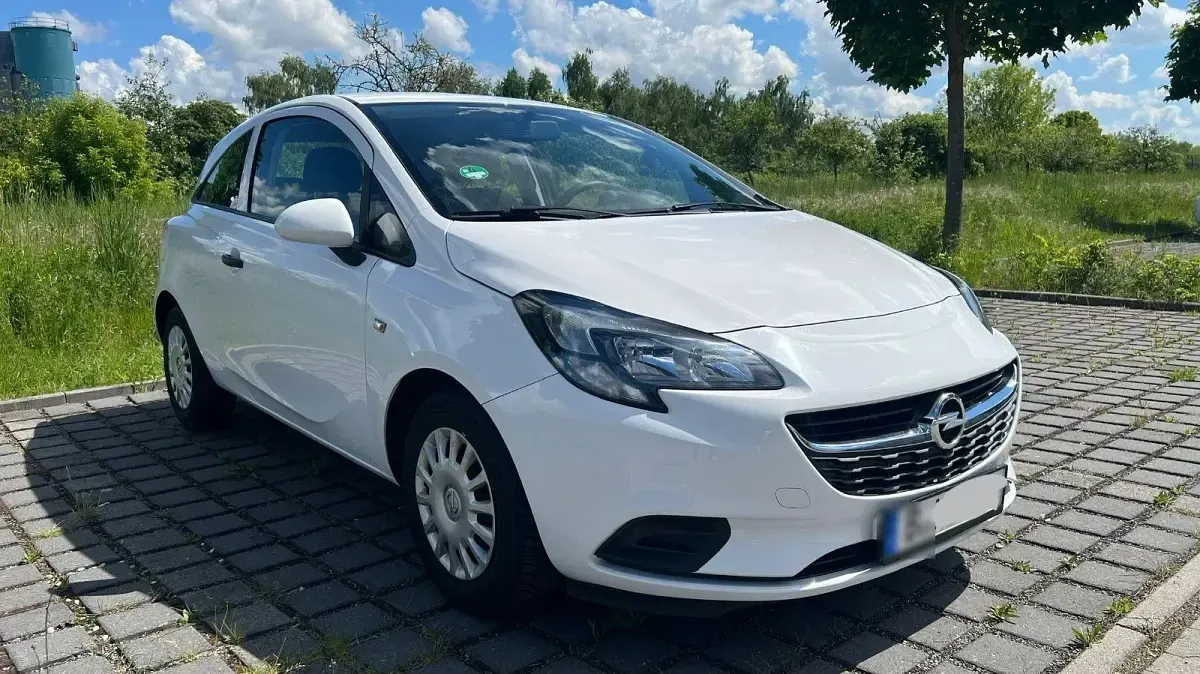 Gebraucht Opel Corsa 69 PS (50 kW) 2016 Weiß Kleinwagen