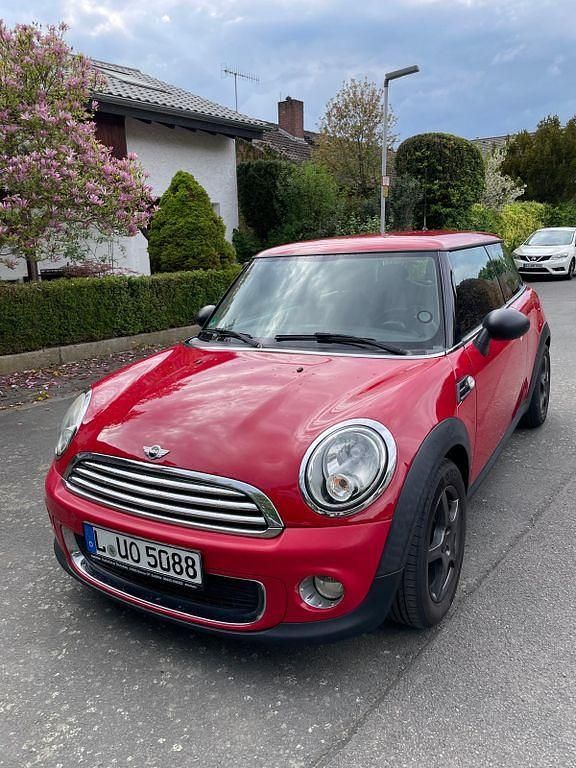 Gebraucht Mini ONE 75 PS (55 kW) 2012 Rot Kleinwagen
