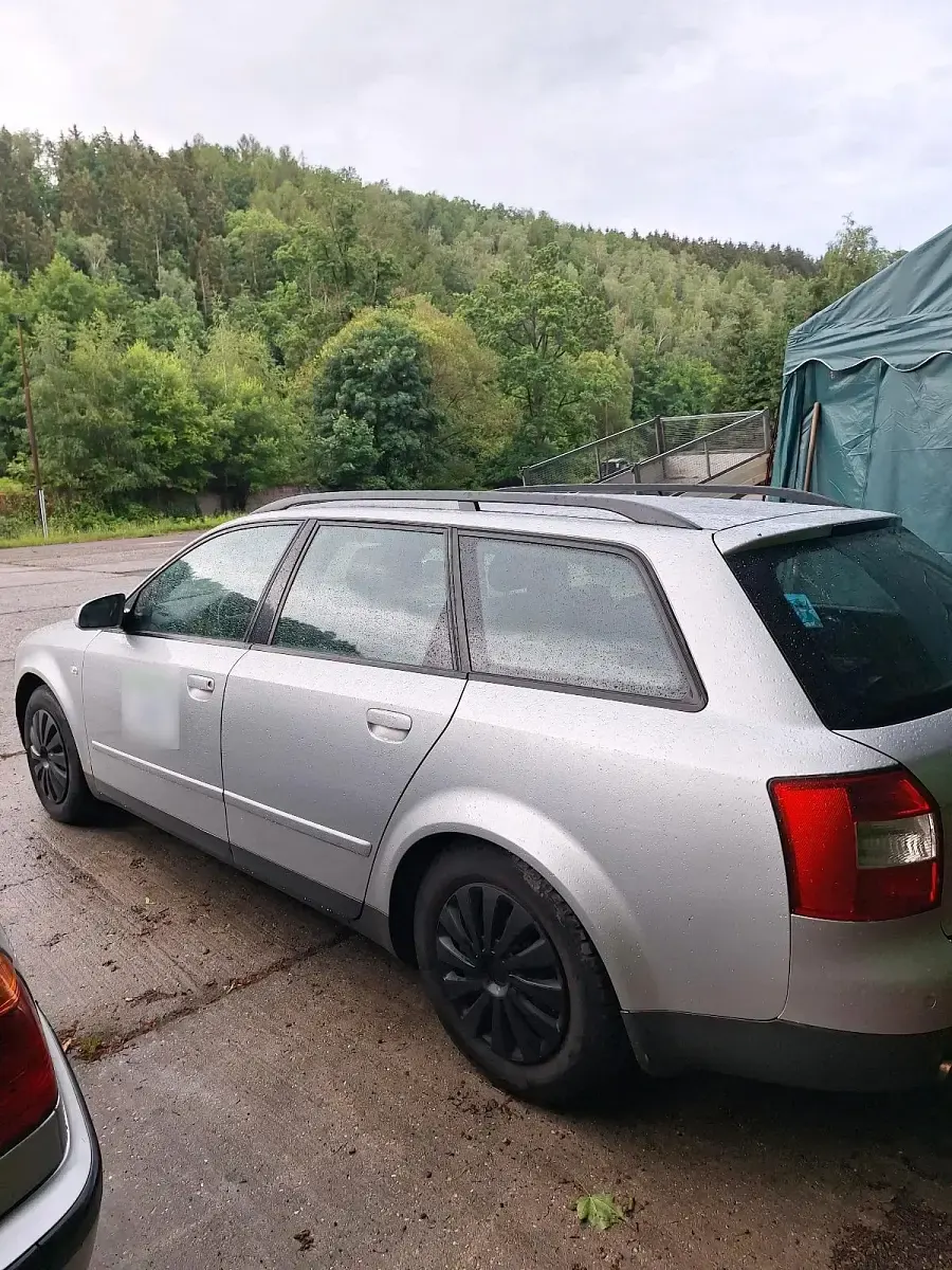 Gebraucht Audi A4 136 PS (100 kW) 2002 Silber Kombi
