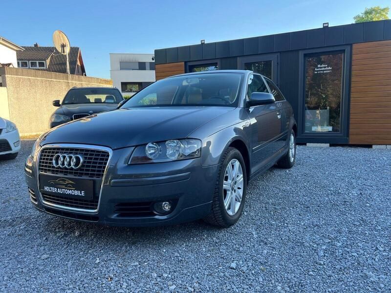 Grau Gebraucht 2005 Audi A3 Limousine | 3.999 € (Superpreis) - Bild 1/4