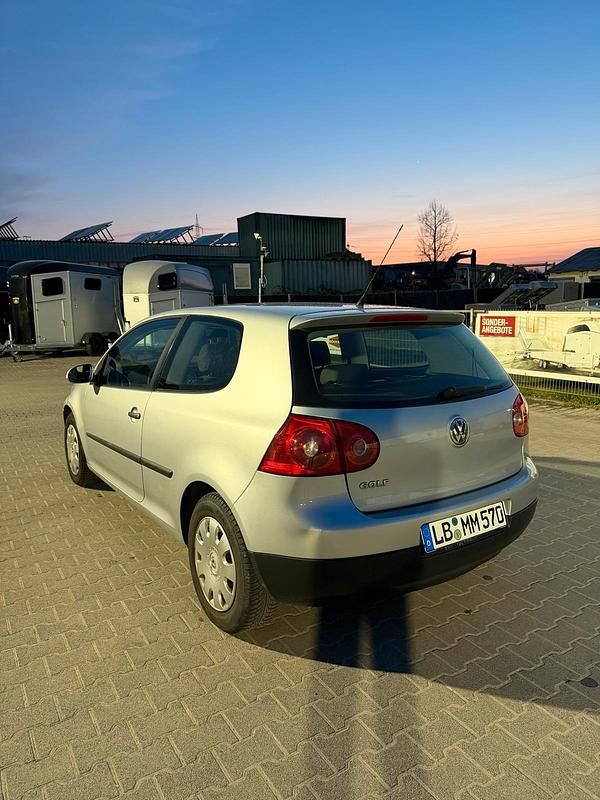 Gebraucht VW Golf V 75 PS (55 kW) 2006 Silber Kleinwagen