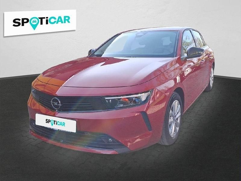 Gebraucht Opel Astra Enjoy 131 PS (96 kW) 2024 Rot Limousine