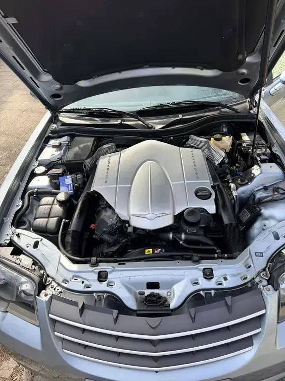 Second-hand Chrysler Crossfire 218 CP (160 kW) 2003 Argintiu Coupe