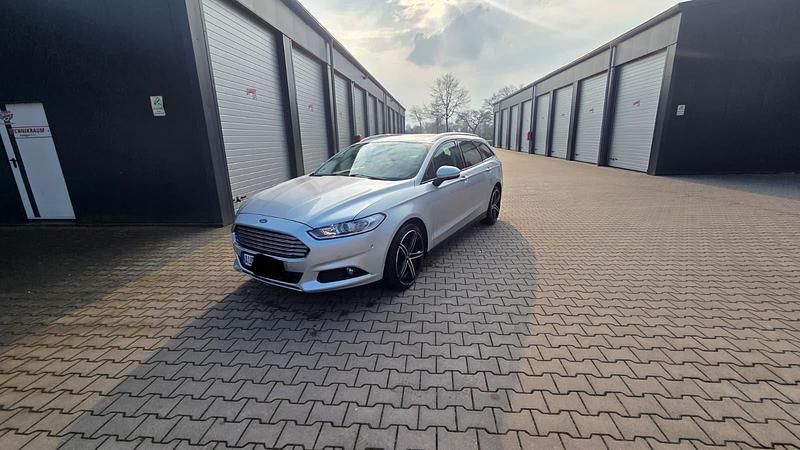 Gebraucht Ford Mondeo 150 PS (110 kW) 2017 Silber Kombi
