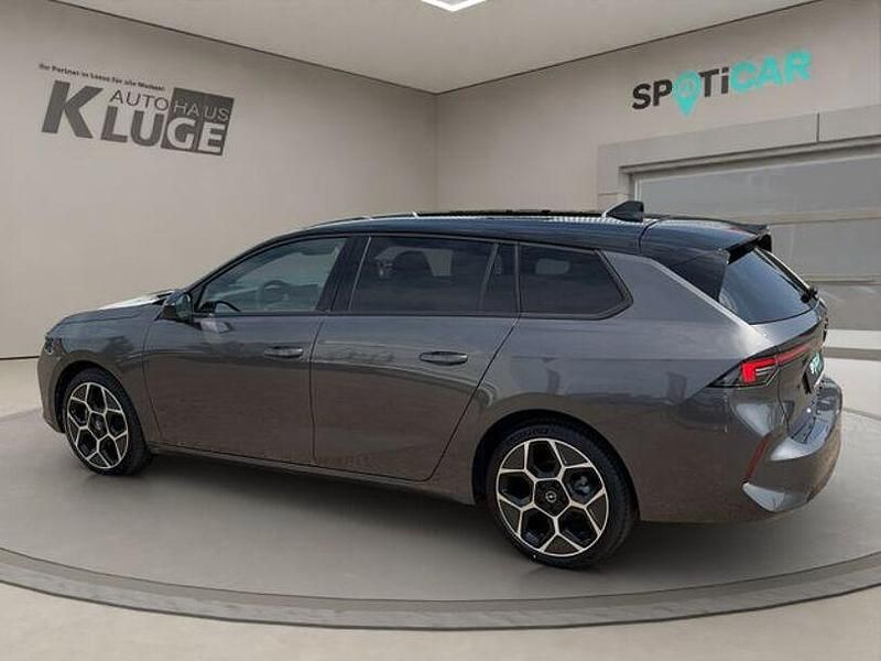 Gebraucht Opel Astra Ultimate 131 PS (96 kW) 2024 Mondstein grau (metallic) Kombi
