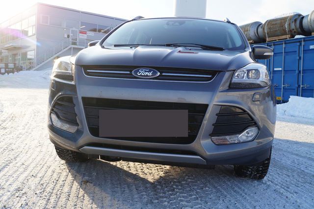 Gebraucht Ford Kuga Titanium 140 PS (102 kW) 2013 Grau metallic SUV