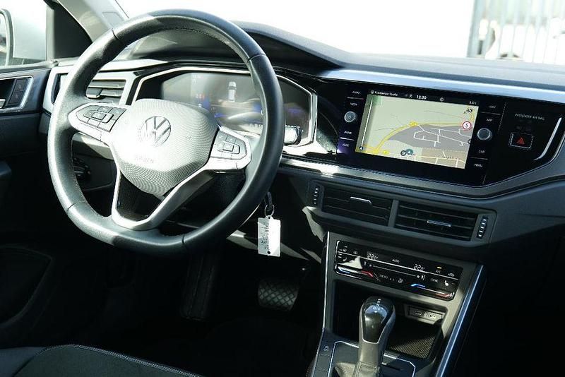 Gebraucht VW Polo Style 95 PS (69 kW) 2024 Reflexsilber metallic Kleinwagen