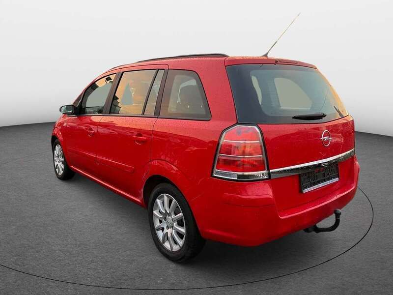 Gebraucht Opel Zafira Catch Me 150 PS (110 kW) 2007 Magma rot (b) Van / Kleinbus