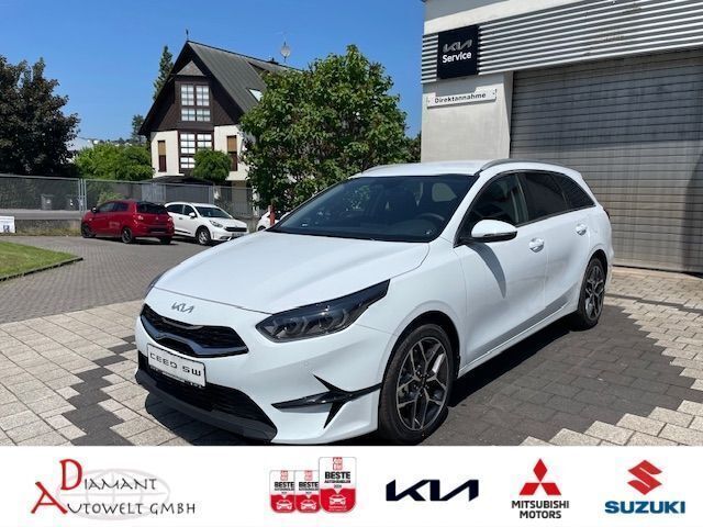 Carraraweiß Neu 2025 Kia Ceed Sportswagon Style Kombi | 26.170 € (Fairer Preis) - Bild 1/4
