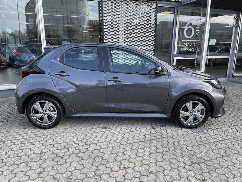 Gebraucht Mazda 2 Exclusive-Line 116 PS (85 kW) 2024 Lead grey Kleinwagen