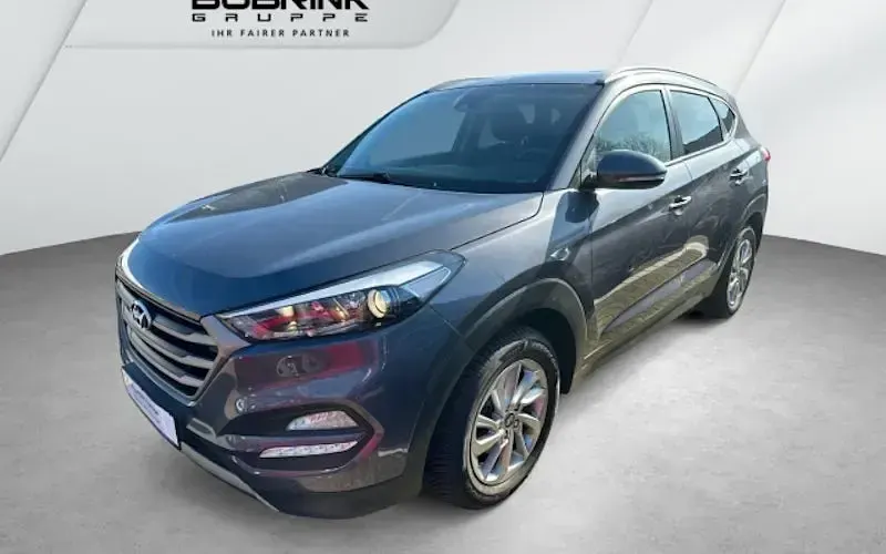 Usado Hyundai Tucson Intro Edition 136 HP (100 kW) 2016 SUV
