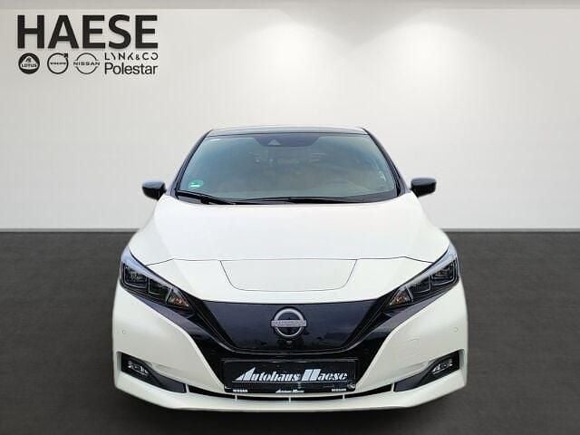 Gebraucht Nissan Leaf Tekna 160 kW (218 PS) 2023 Weiß Kleinwagen