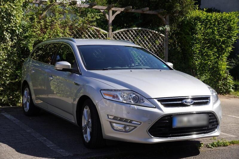 Silber Gebraucht 2012 Ford Mondeo Titanium Kombi | 6.500 € (Fairer Preis) - Bild 1/4