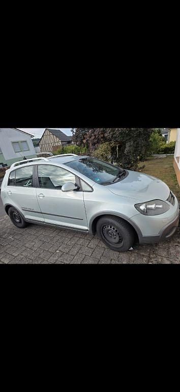 Gebraucht VW Golf Plus Cross 140 PS (102 kW) 2009 Silber Van / Kleinbus