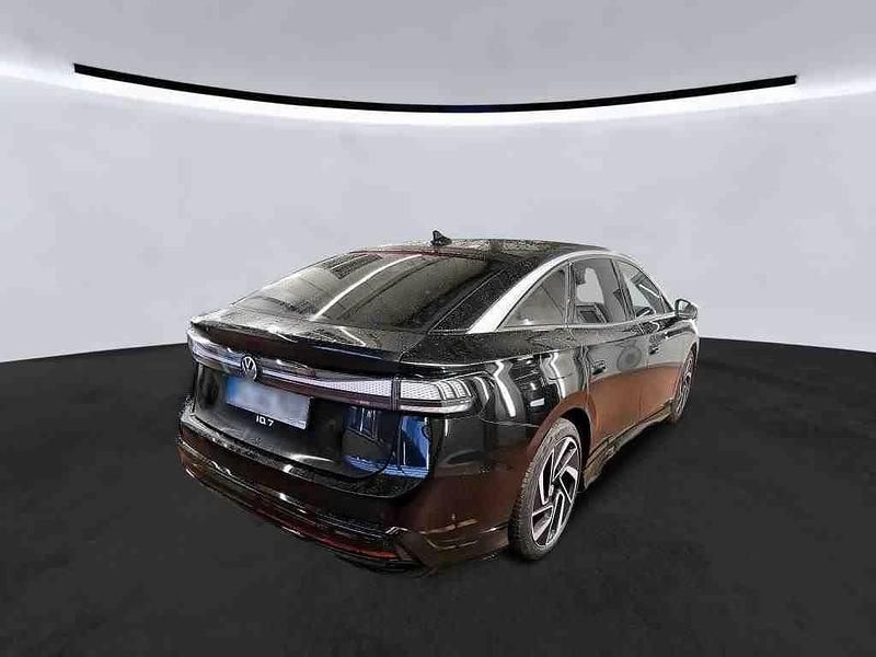 Gebraucht VW ID.7 Pro 210 kW (286 PS) 2023 Schwarz Kleinwagen