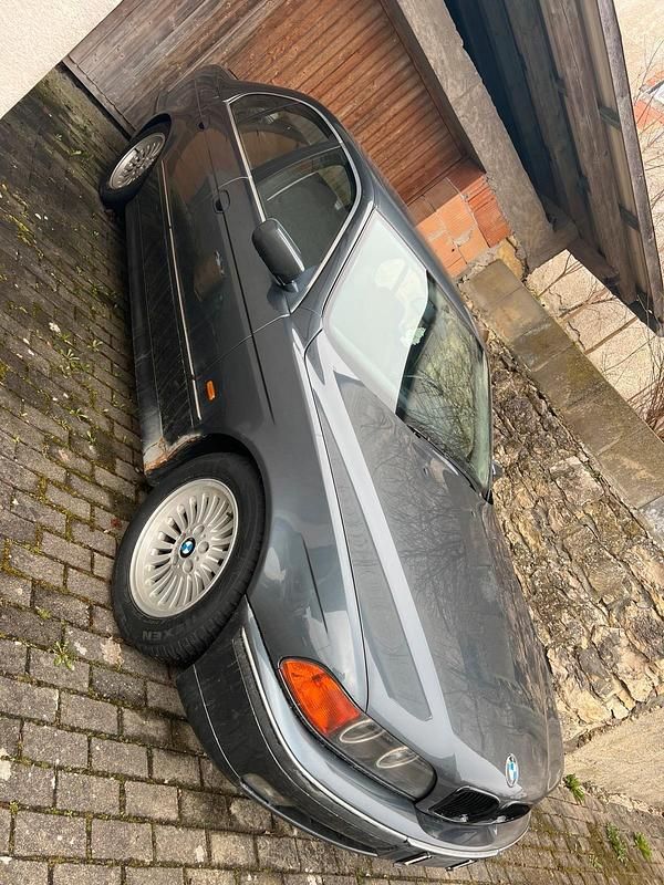 Gebraucht BMW 520 150 PS (110 kW) 2000 Grau Limousine