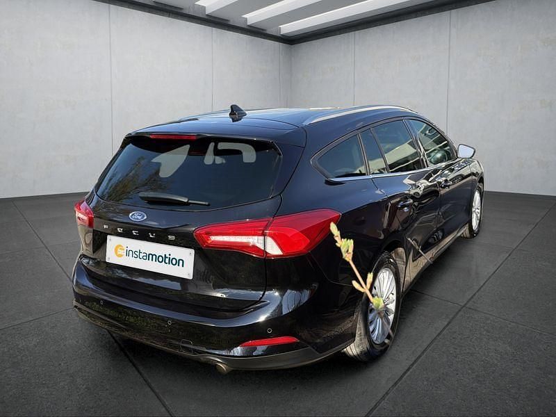 Używany Ford Focus Titanium 182 KM (133 kW) 2022 Czarny Kombi