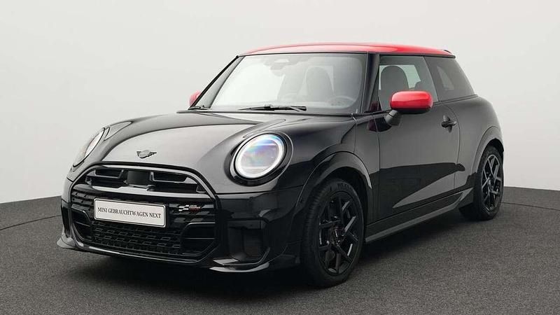 Schwarz Gebraucht 2024 Mini John Cooper Works Kleinwagen | 32.919 € (Fairer Preis) - Bild 1/4