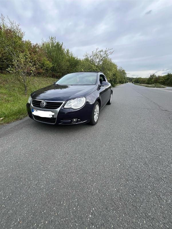 Blau Gebraucht 2006 VW Eos Cabrio | 1.299 € - Bild 1/4
